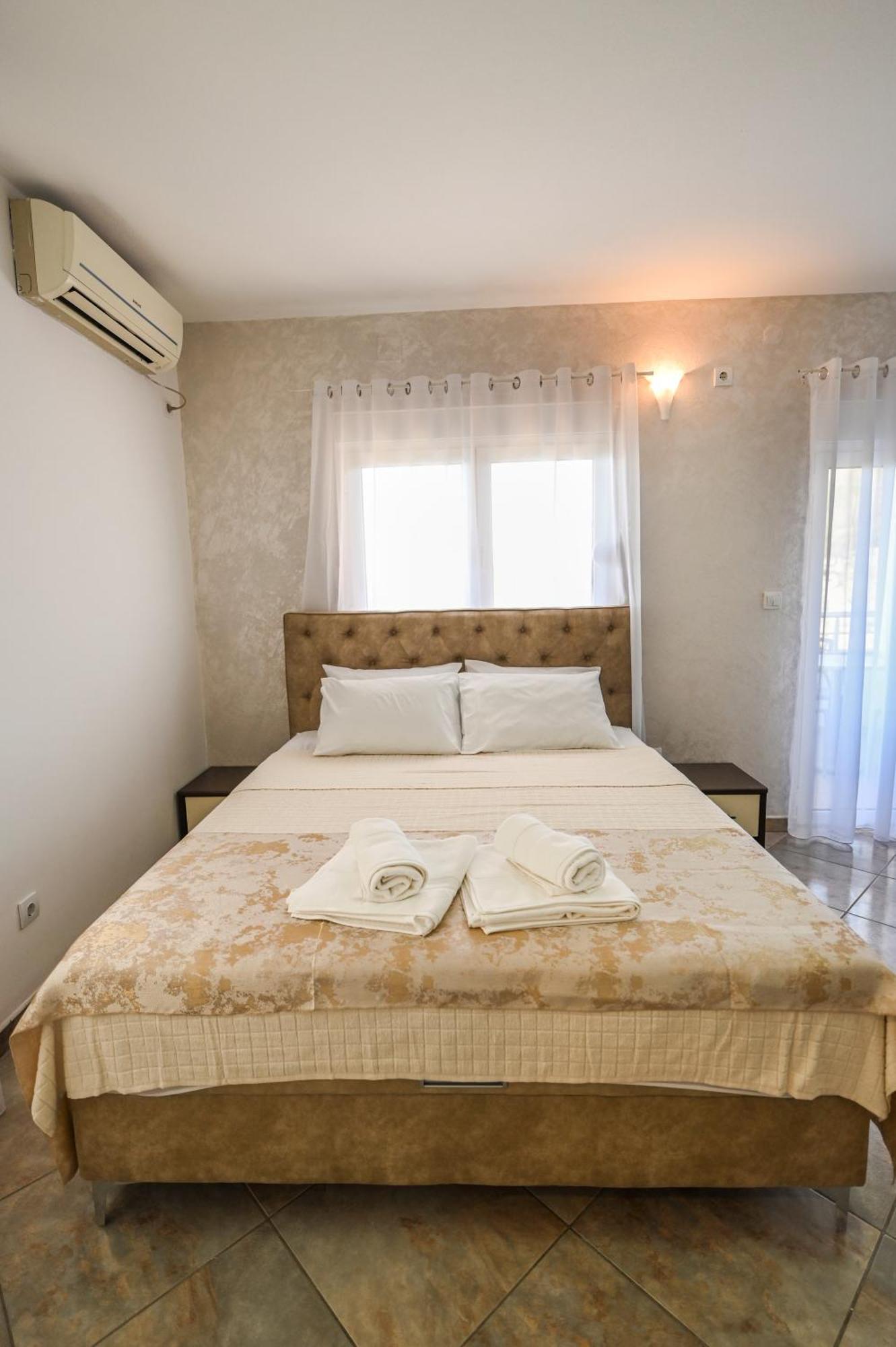 Villa Lux Rajovic บุดวา ภายนอก รูปภาพ