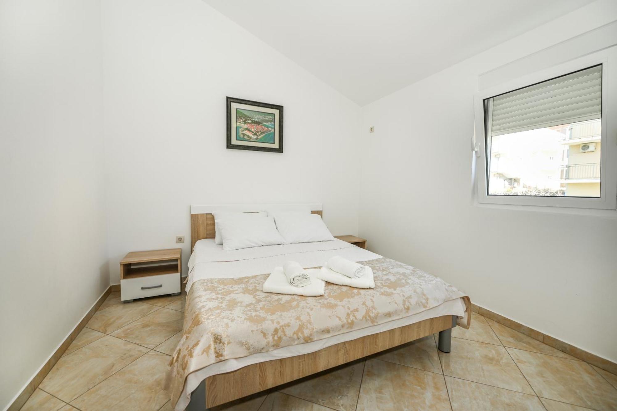 Villa Lux Rajovic บุดวา ภายนอก รูปภาพ