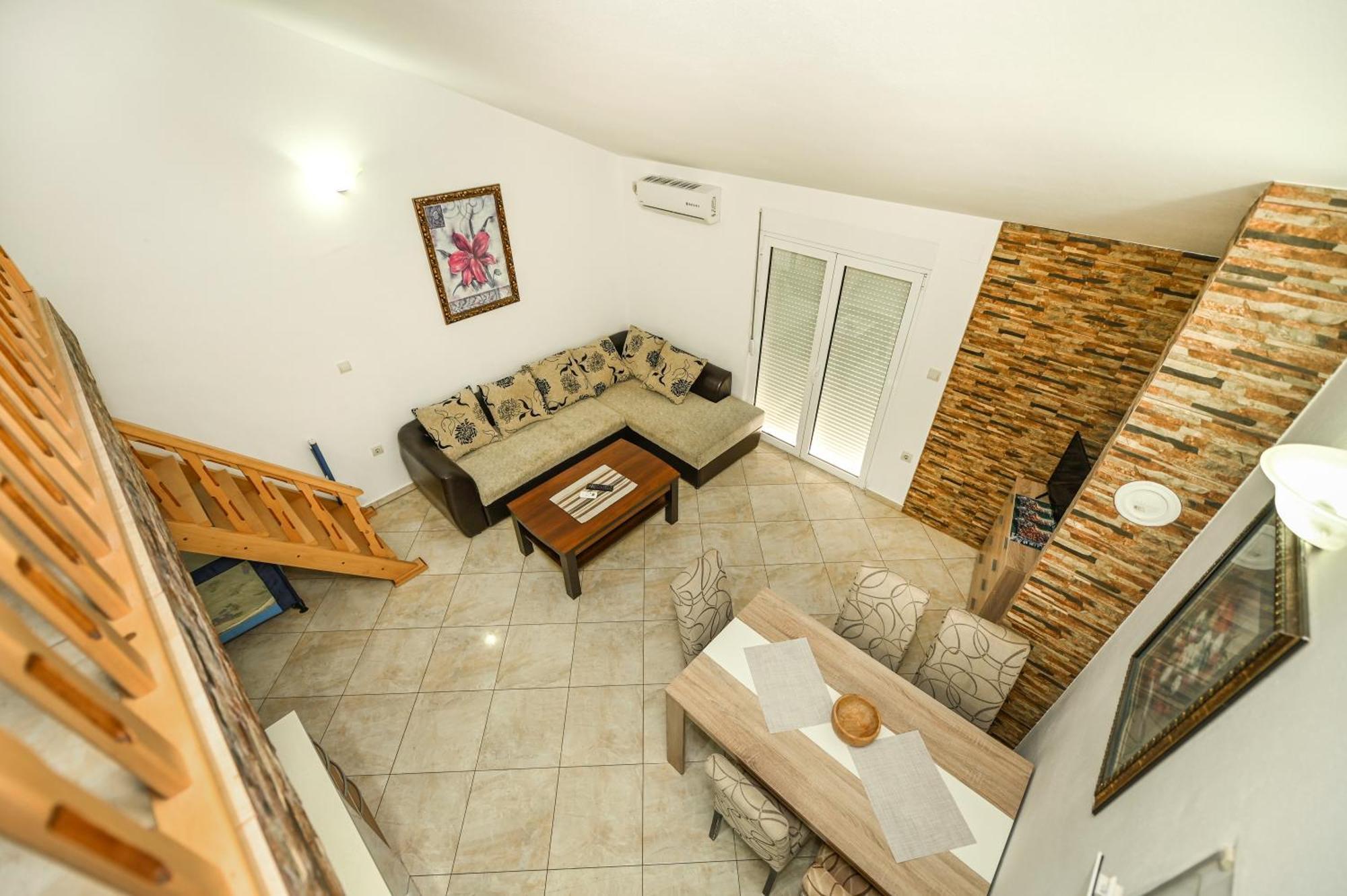 Villa Lux Rajovic บุดวา ภายนอก รูปภาพ
