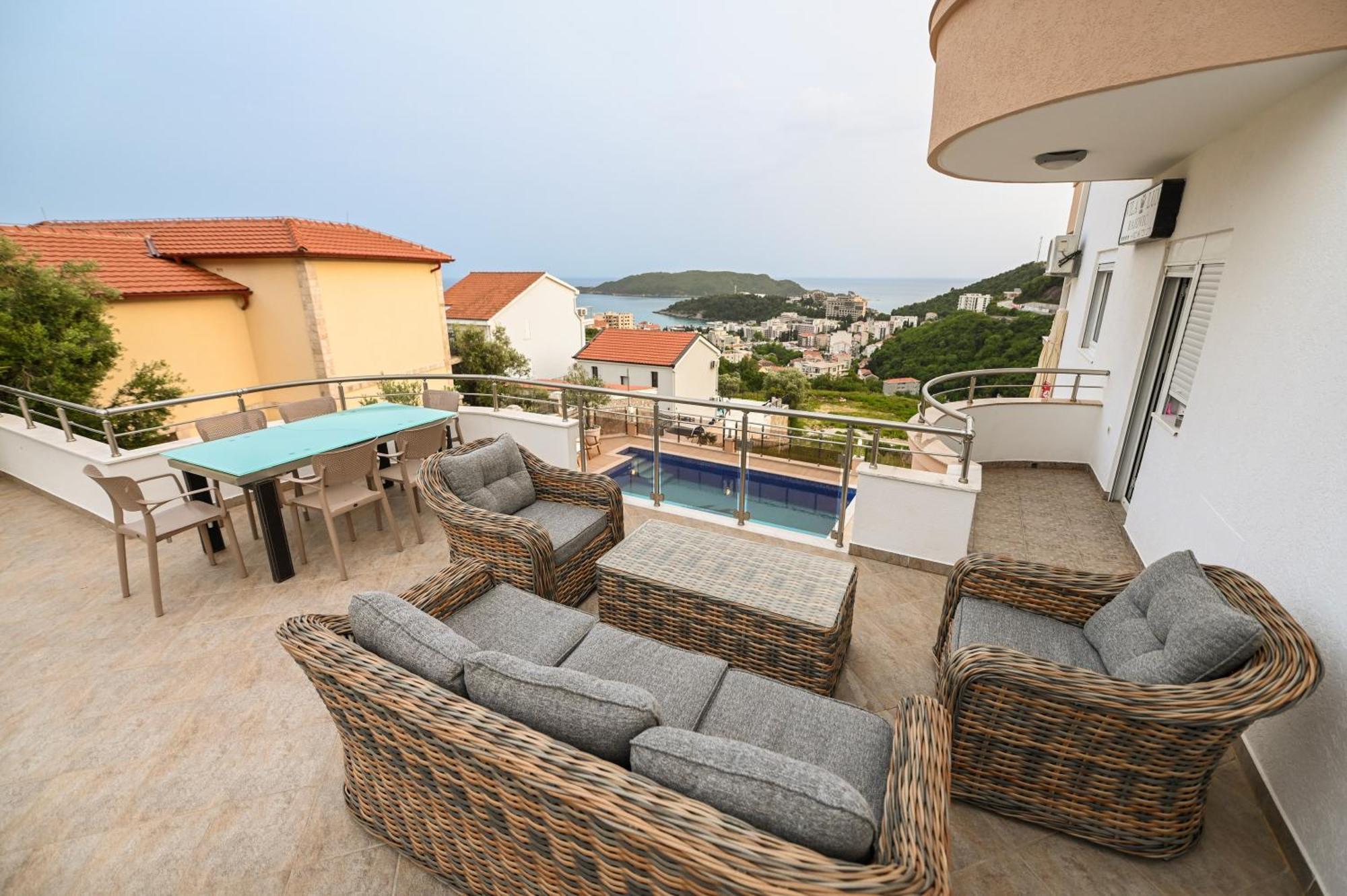 Villa Lux Rajovic บุดวา ภายนอก รูปภาพ